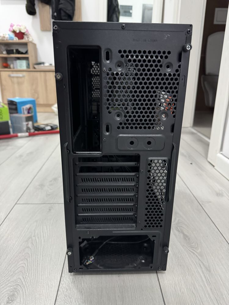 Setup Gaming 1050 Ti 4 GB DDR5, Ryzen 5 1600x , 16 Gb ram 2400 mhz