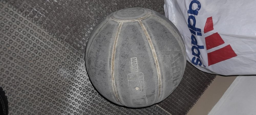 Баскетбольный мяч