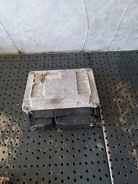 Ecu calculator motor 1.2 b skoda fabia 1 03e906023d 5wp4080204