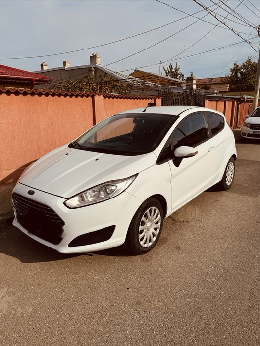Ford fiesta 2015 benzina 10/10 euro 6