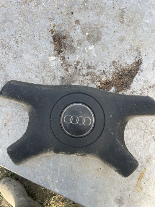 Части за ауди 80