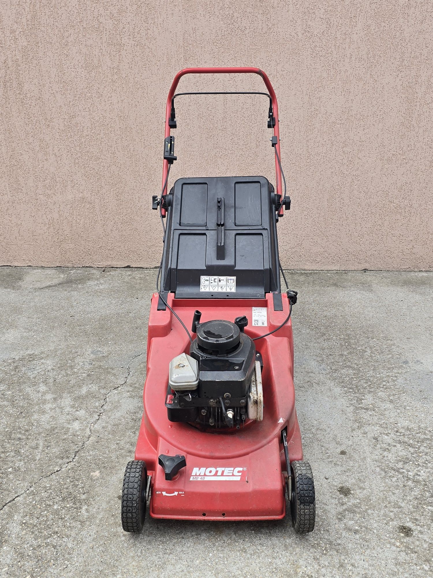 Vand masina tuns iarba pe benzina MTD motor Briggs&Stratton 3.5 cai