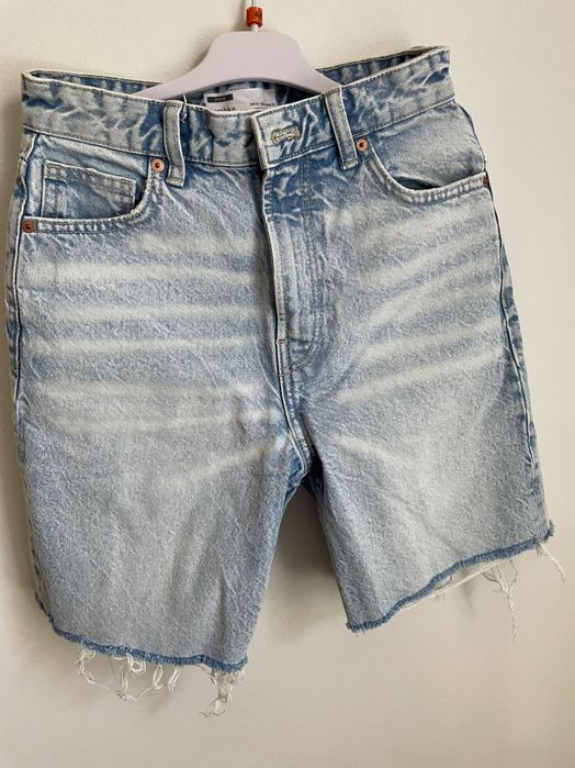 Pantaloni scurti xopii