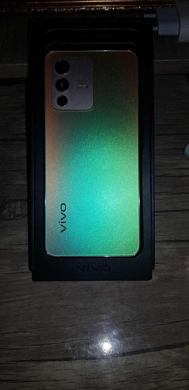 Vivo v23 5g. Holati idyal