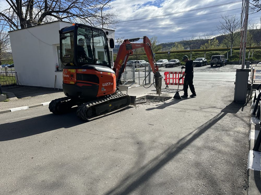 Inchiriez Utilaje Constructii (Miniexcavator,Bobcat,Cilindru ,Nacela)