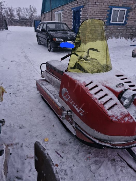 Продаётся снегоход Буран