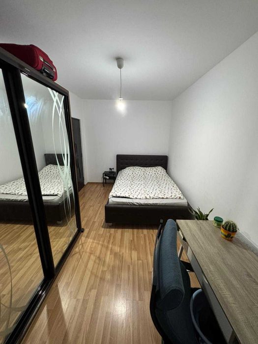 PF inchiriez apartament 420€  Zona VIVO