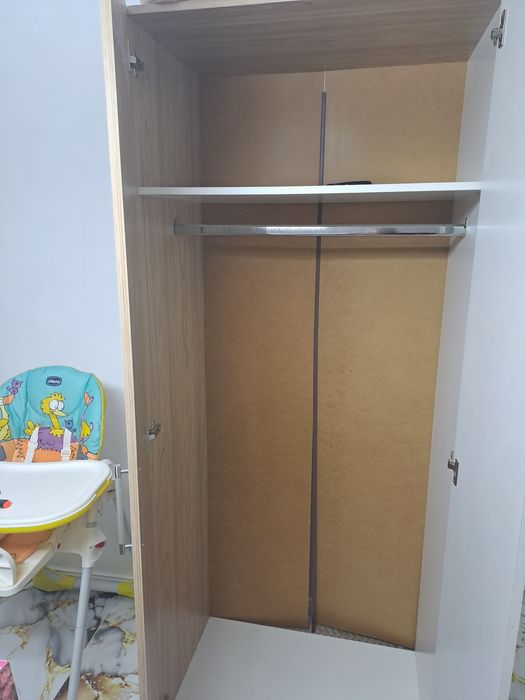 Dulap cu 4 usi haine