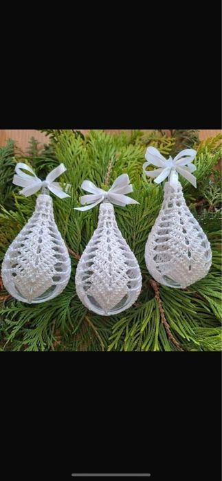 Globuri crosetate,pretul difera in functie de marime,model,pret pe buc