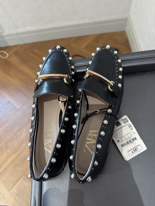 Продам обувь новую Zara 38 размер