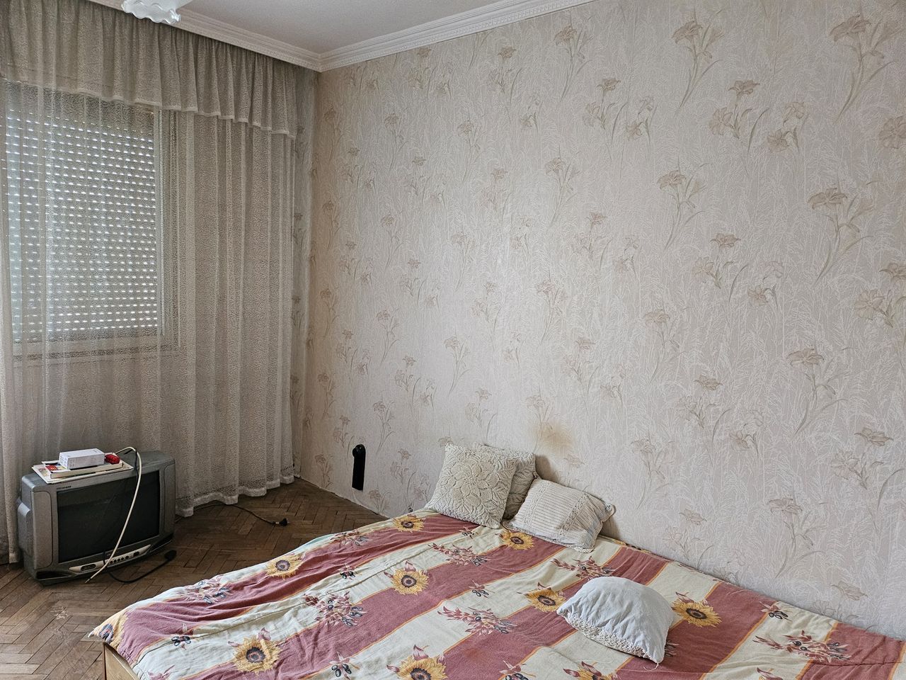 Продава се Двустаен апартамент в Плевен, 9-ти квартал - 65 кв.м за 1077 €/кв.м - Снимка #5