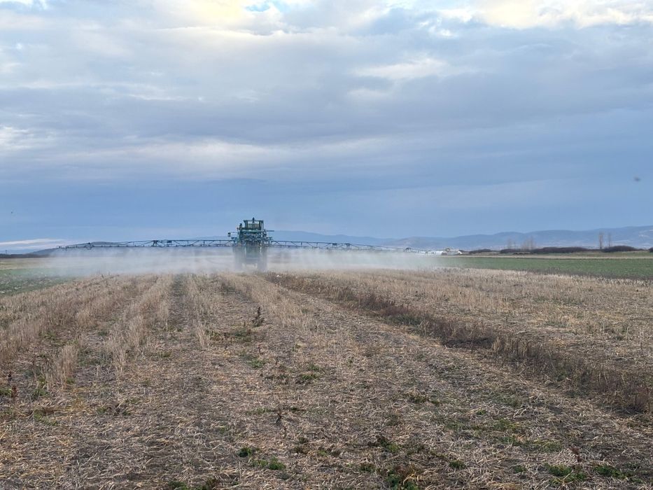 Instalatie de erbicidat berthoud  24m  2500litri  met ,erbicidator