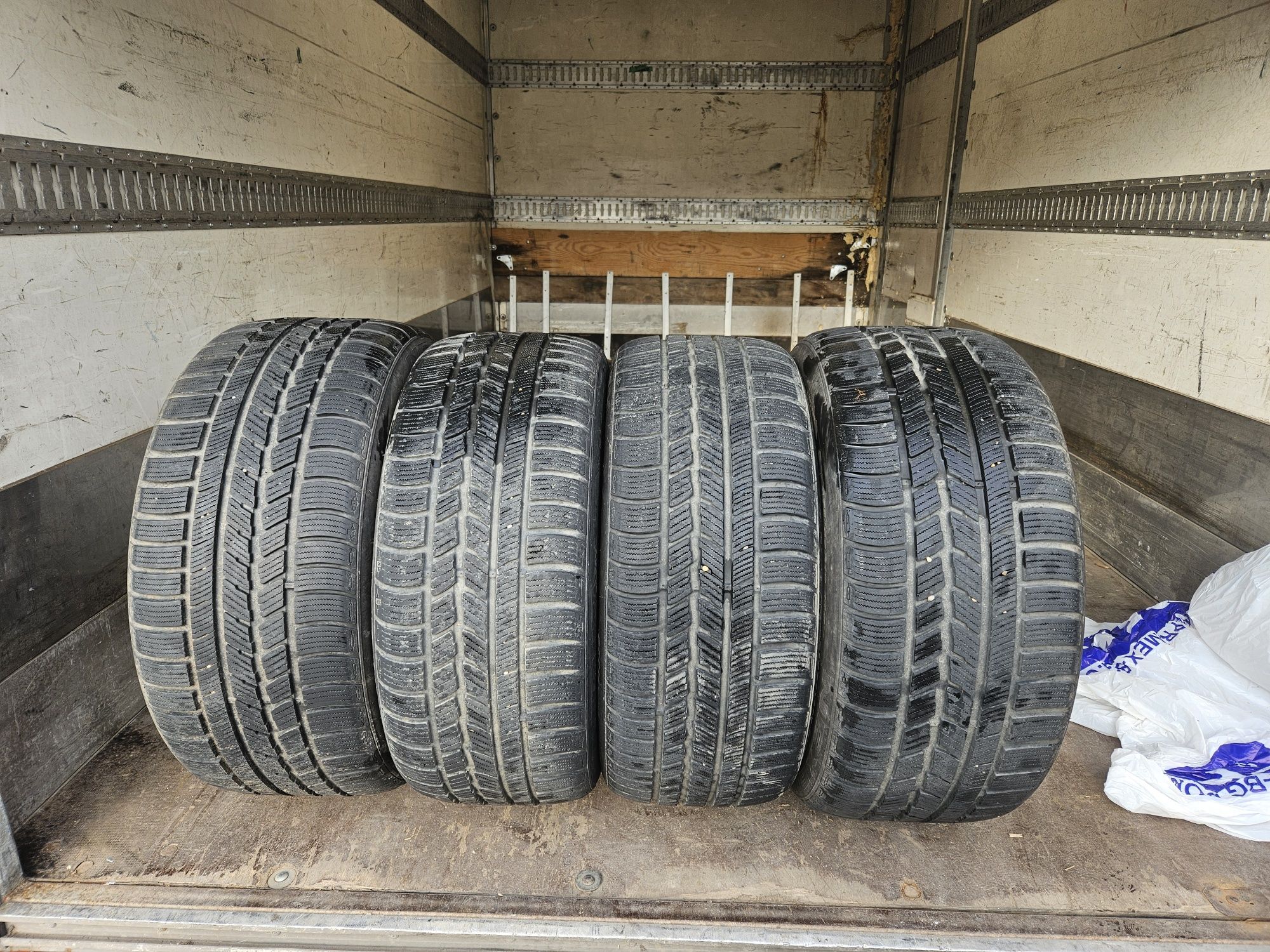 Зимни гуми спорт пакет 255 40 19 и 275 40 19 Nexen