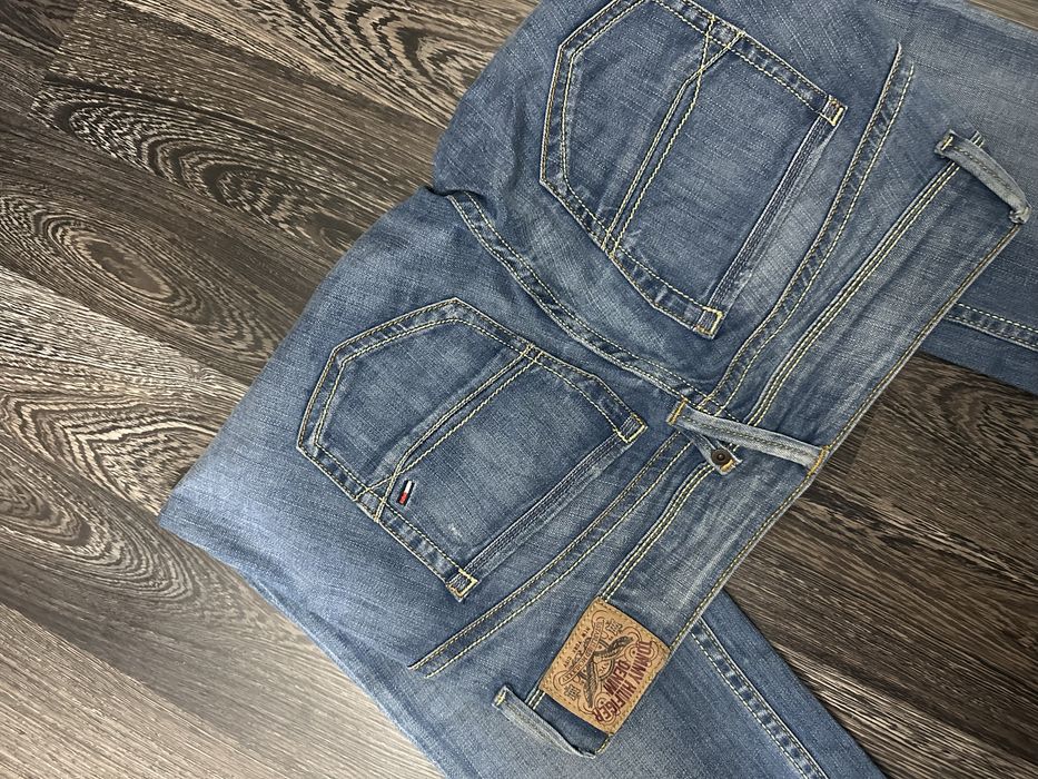 Blugi Tommy Hilfiger