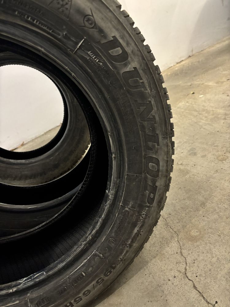Гуми зимни 195/65/15 Dunlop 2022г.цената е за 1 брой !