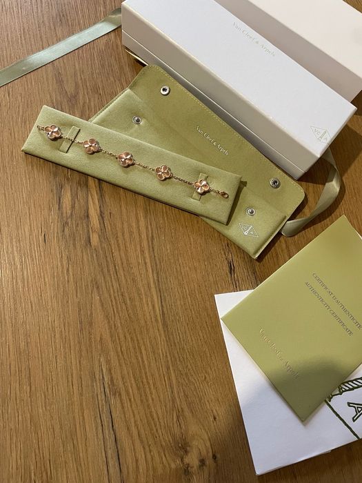 Van Cleef & Arpels - Bratara Rose Gold Laser (roz)