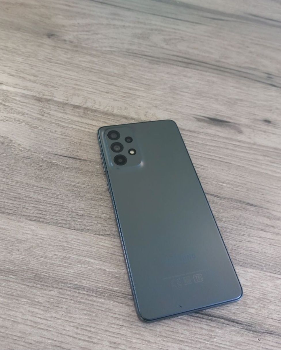 Samsung A73 ideal