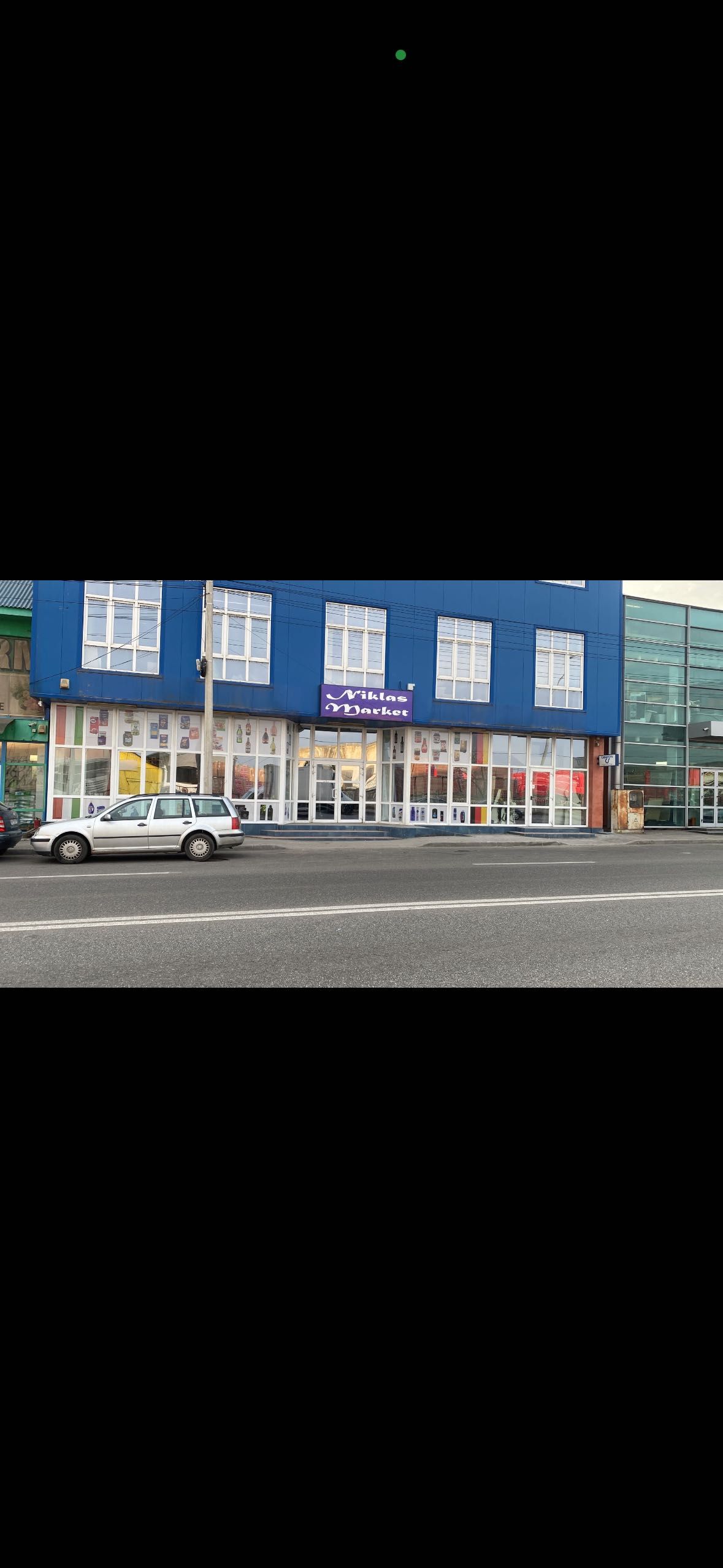 Vand 2 cladiri comerciale