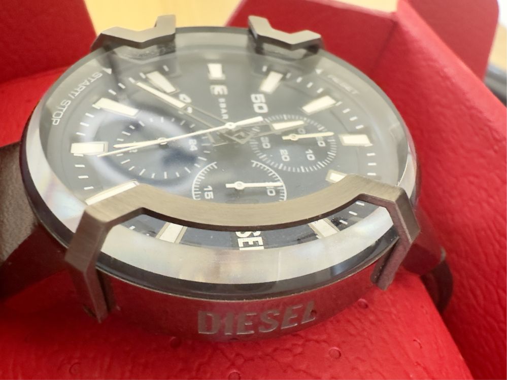 НОВ! Гаранция! Часовник Diesel Griffed Chronograph