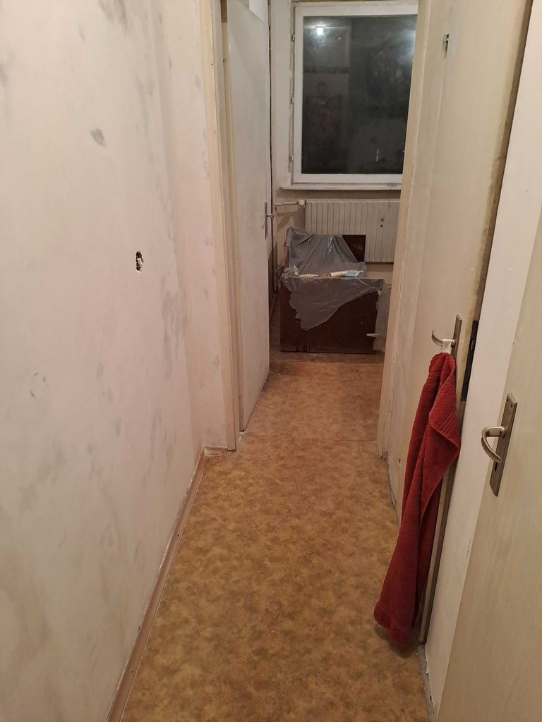 Дава се под наем Едностаен апартамент в София, Градина - 35 кв.м за 249.9 € - Снимка #2