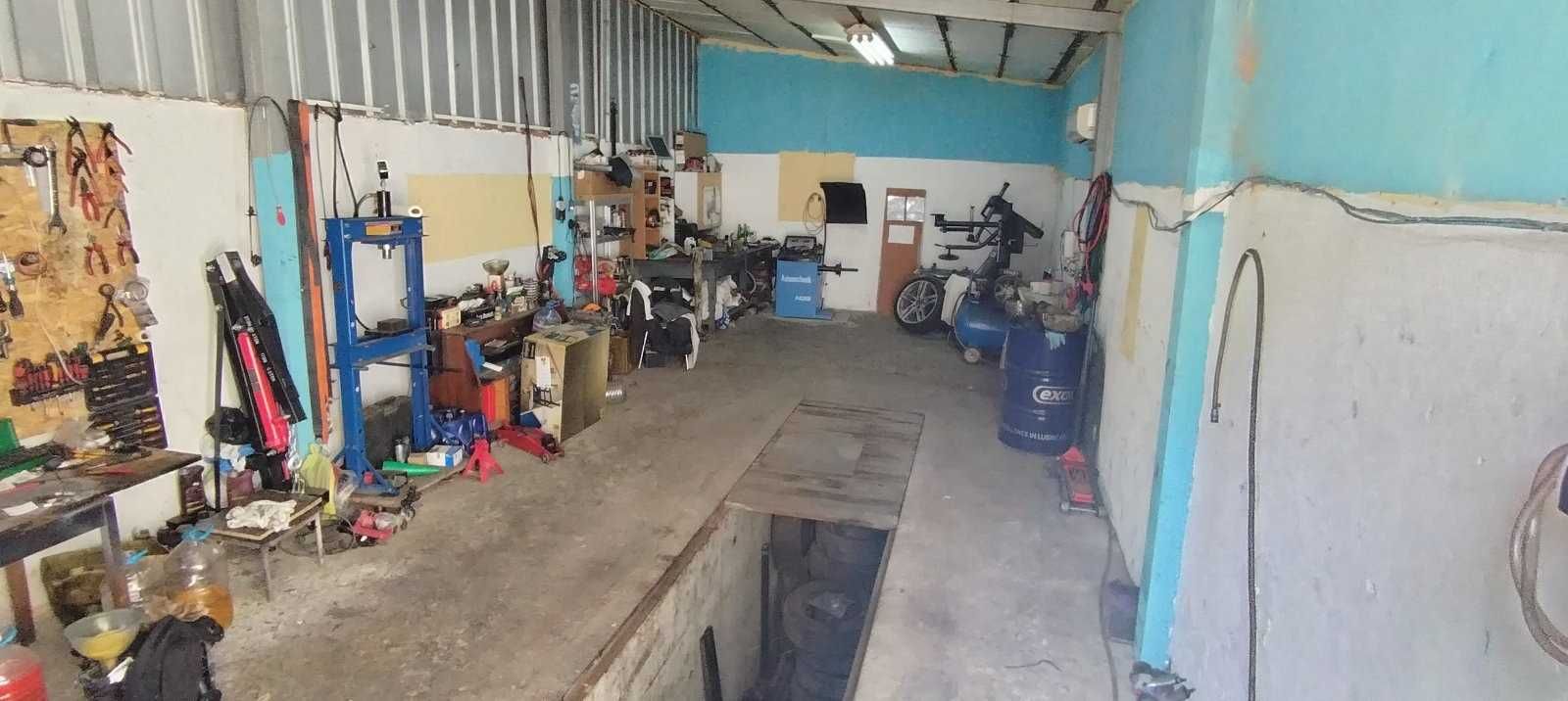 Автосервиз за продажба кв. Родина 1
