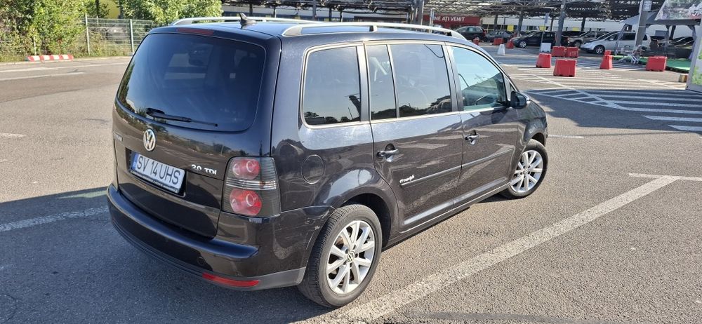 Volkswagen  Touran 2010 , 140 cai, 2.0 TDI