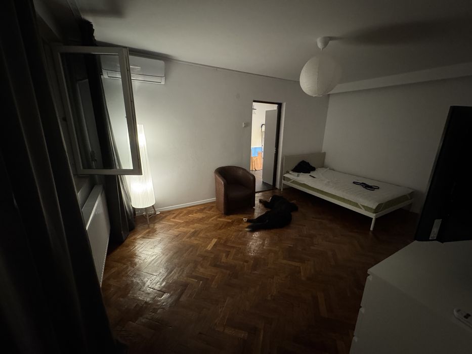 Garsoniera de inchiriat Metrou Brancoveanu/Piata Sudului