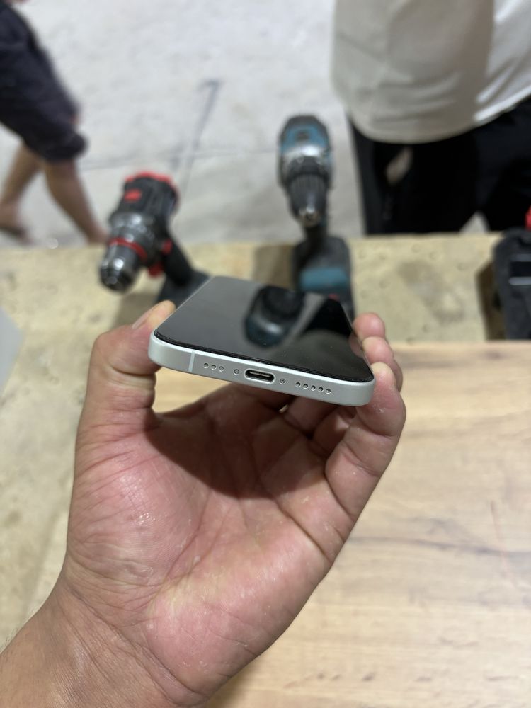 Iphone 16 почтый новый