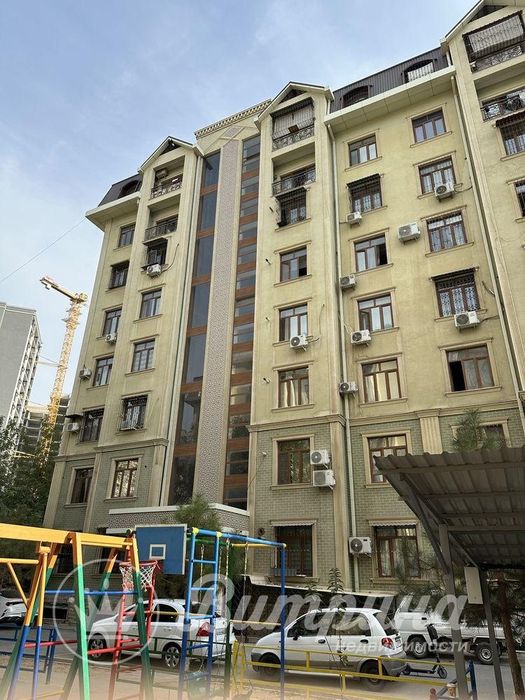 2-комнатная квартира на Паркенте, с ремонтом и кадастром