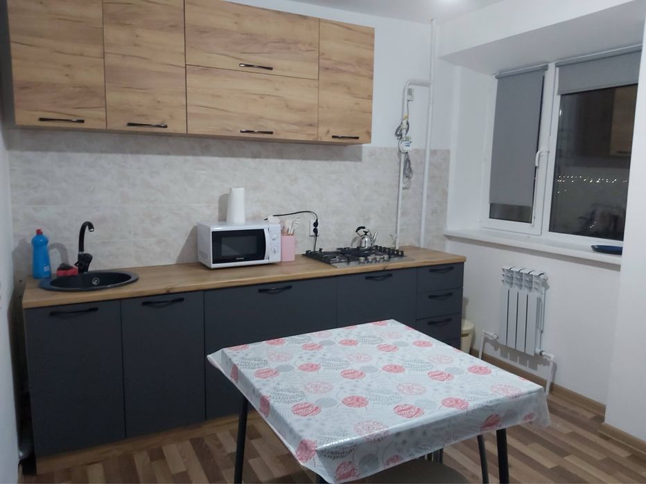 Продам 2-х к.кв в 10 микрорайоне