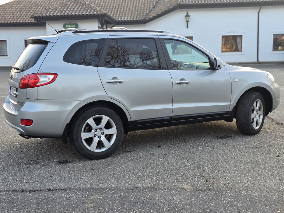 Vând Hyundai Santa Fe