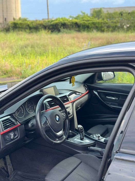 Vand bmw f30 in stare buna de functionare