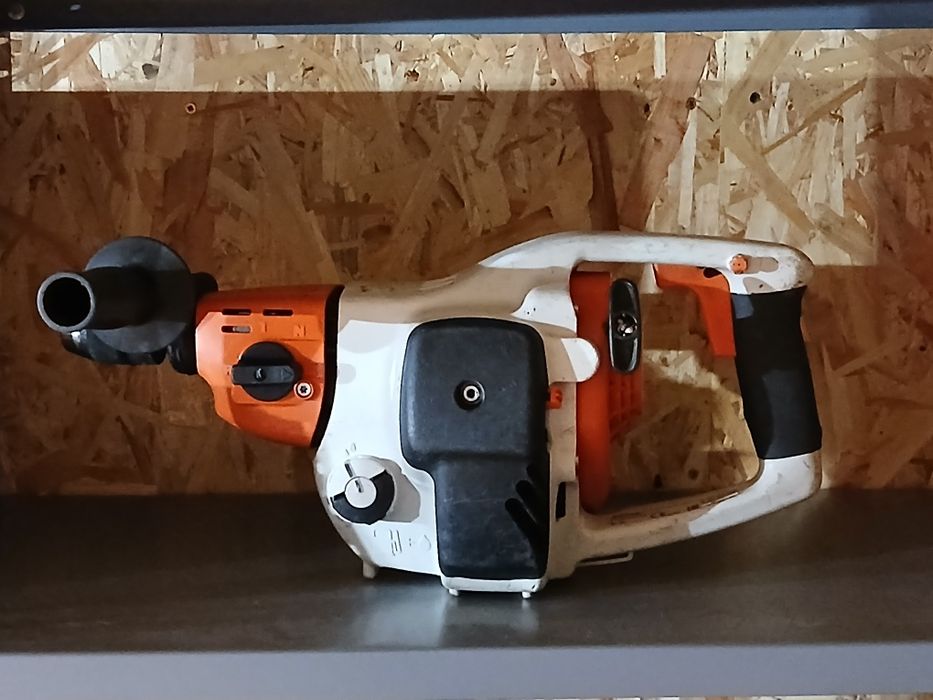 Stihl bormașină pe benzină