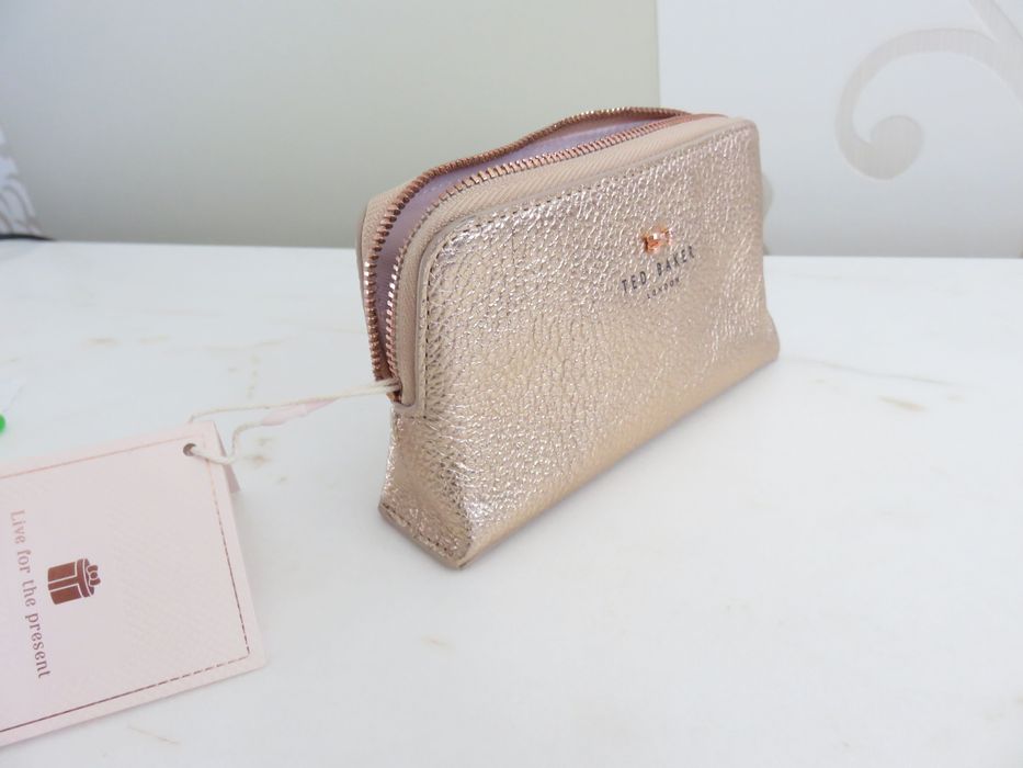 Портмоне/козметична чантичка Ted Baker, нова