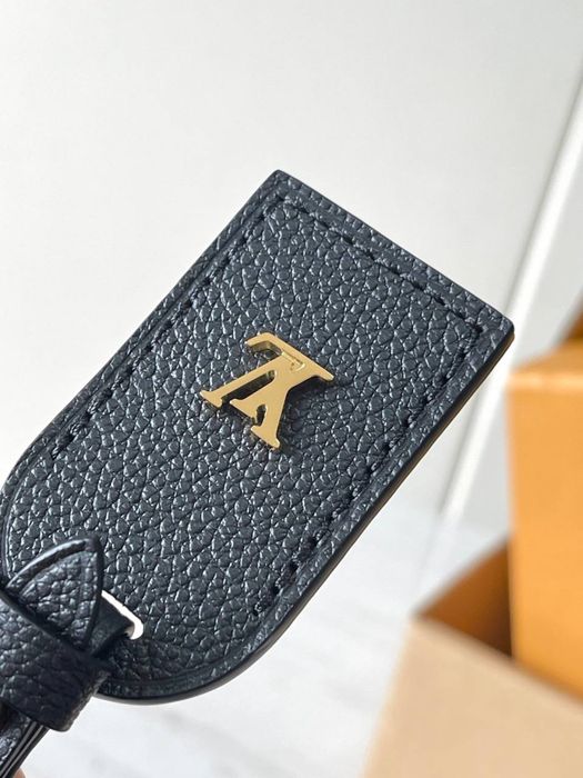 Geanta Louis Vuitton Carry All