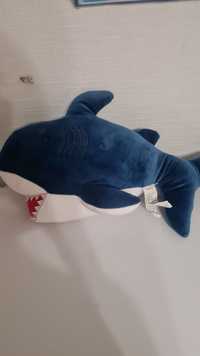 Акула плюшевая miniso