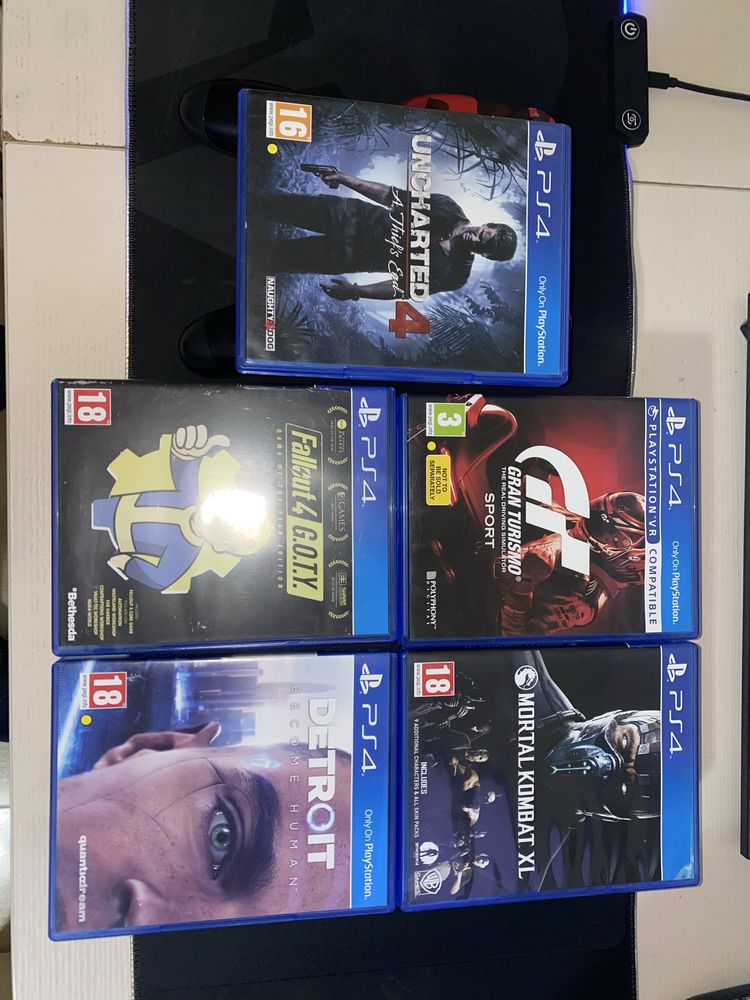 Ps4 slim 1tb 2 контролера ( С ПОДАРЪК 5 ИГРИ)