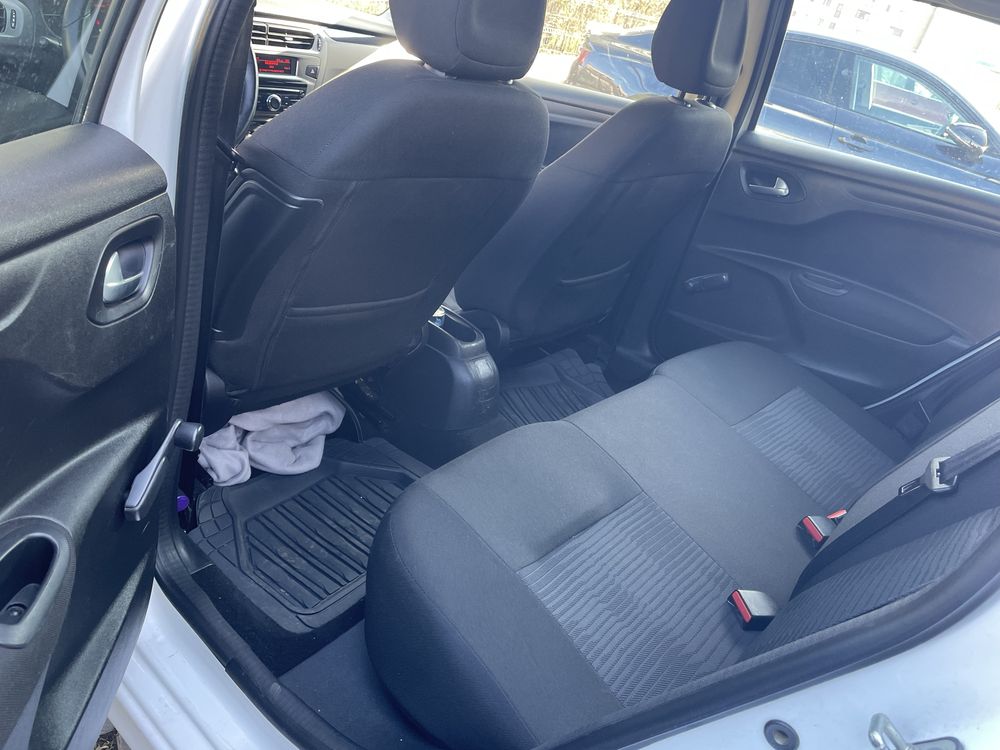 Peugeot 301  1,2 Benzină