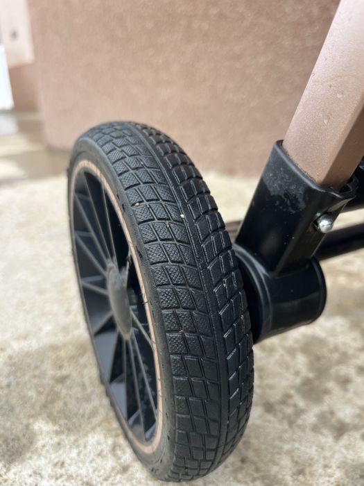 Лятна количка Мони