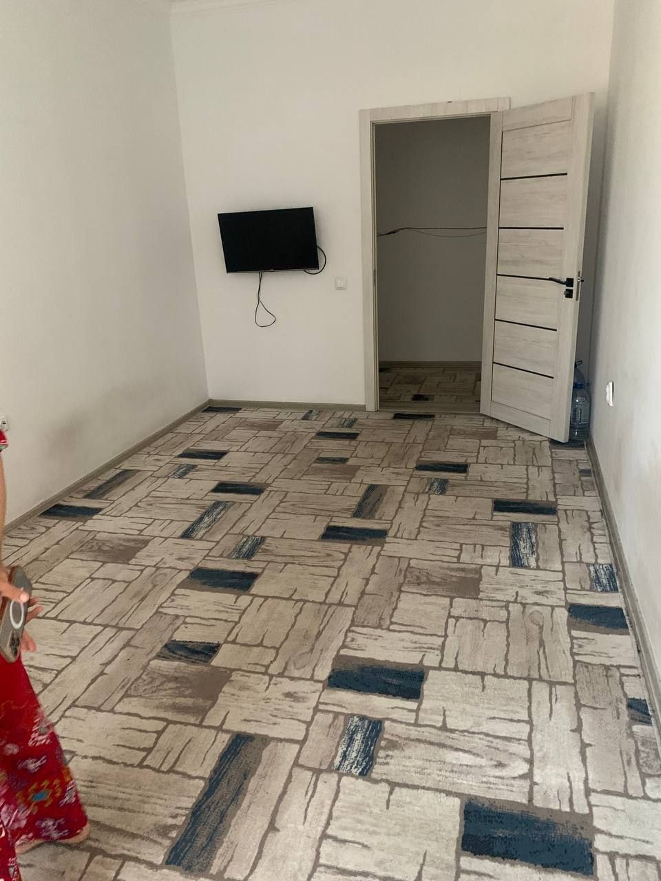 Sergeli Yangi Darhon metro yonida kvartira ijaraga beriladi bezmakler
