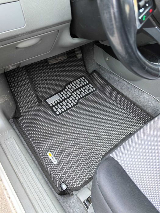 Eva poliklari barcha turdagi avtomobillar uchun . ЭВА коврики