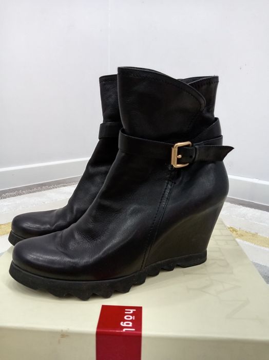 Кожаные осенние сапоги