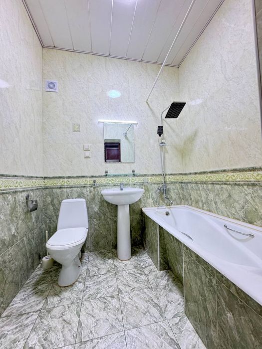 Продается 2/4/4 Высокопотолочка Чиланзар 1-квартал