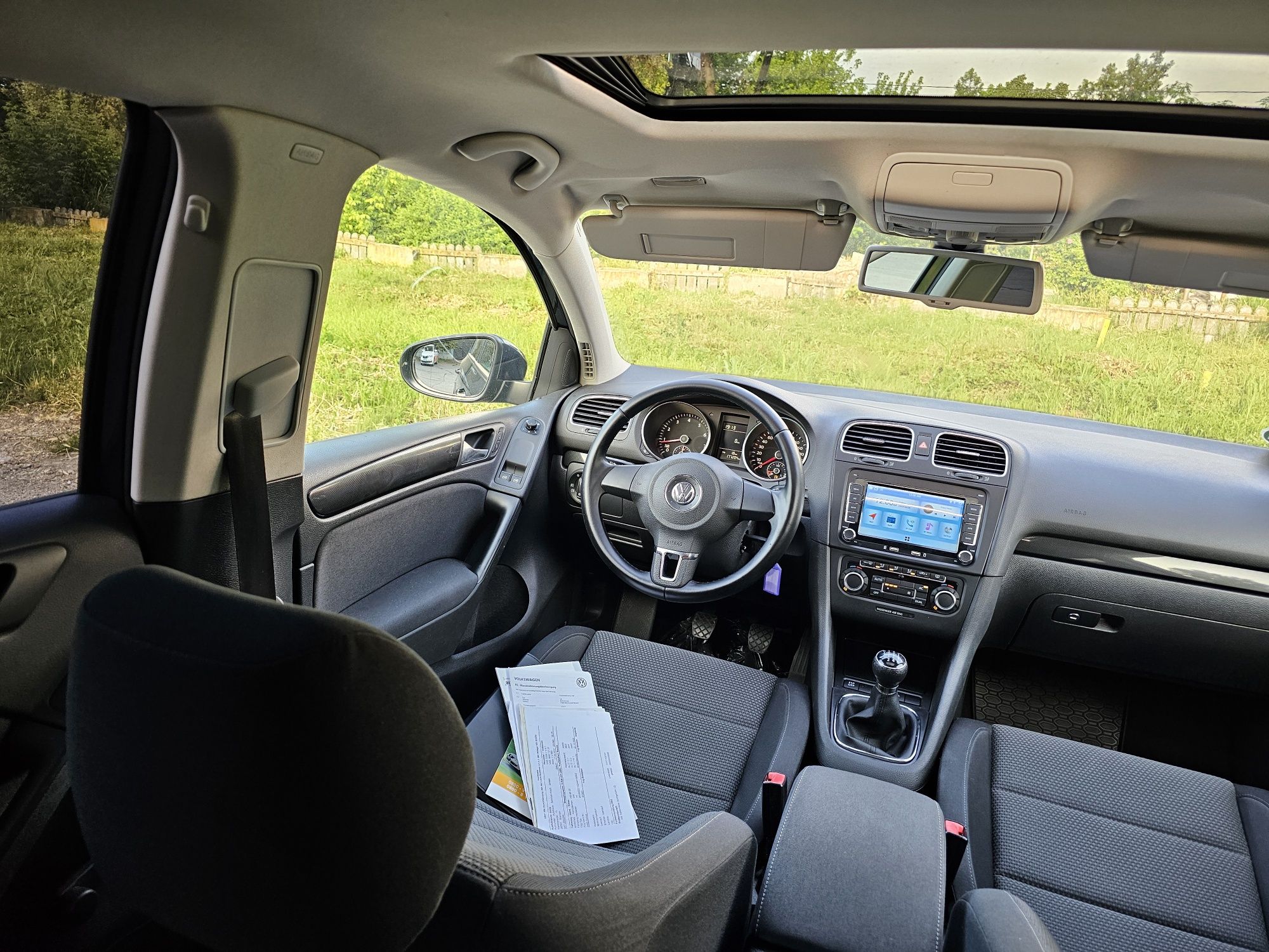 VW Golf 6 1.4TSI Navigatie SenzoriParcare Clima Trapă CamerăMarșarier