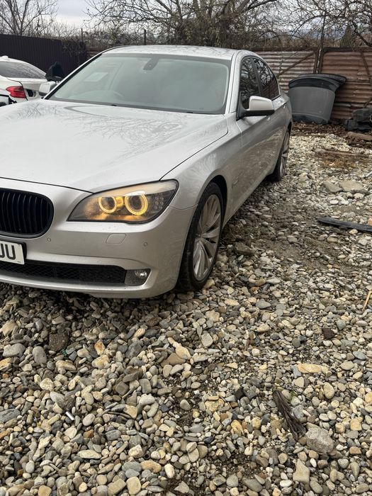 Dezmembrez bmw seria 7 f01 motor trager capota far aripa bar tubrbo