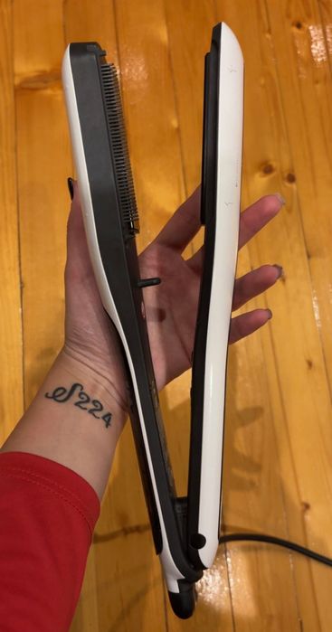 Преса с пара за изправяне и
терапии LOreal Professionnel
SteamPod 3.0