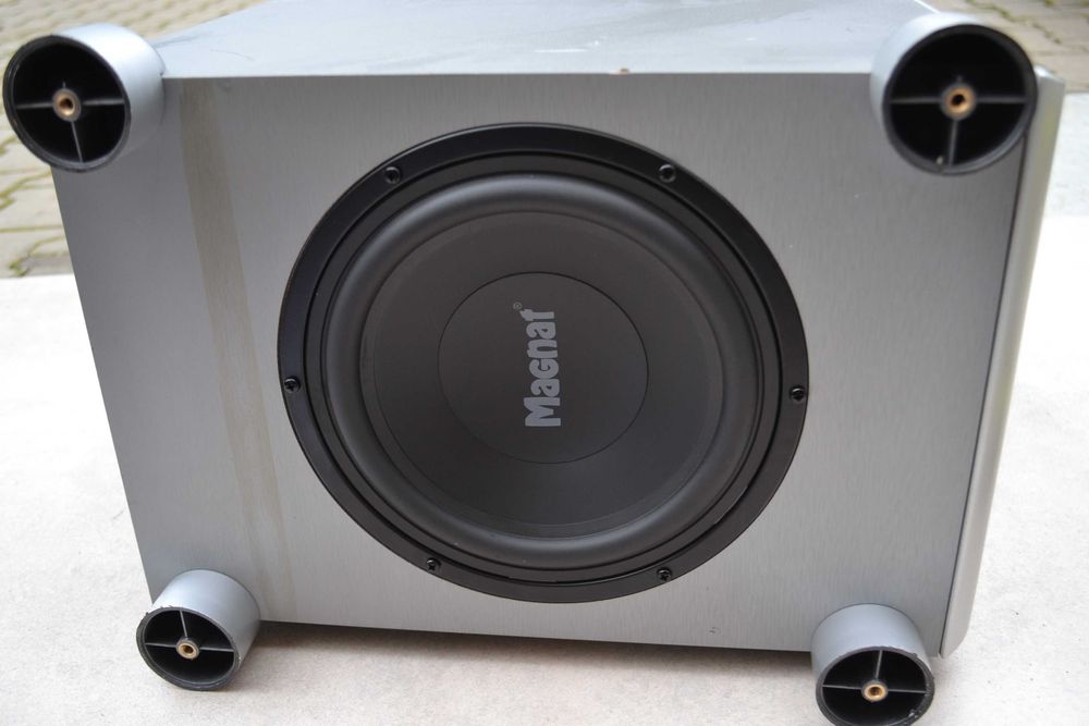 Subwoofer activ Magnat BetaSub 20 A