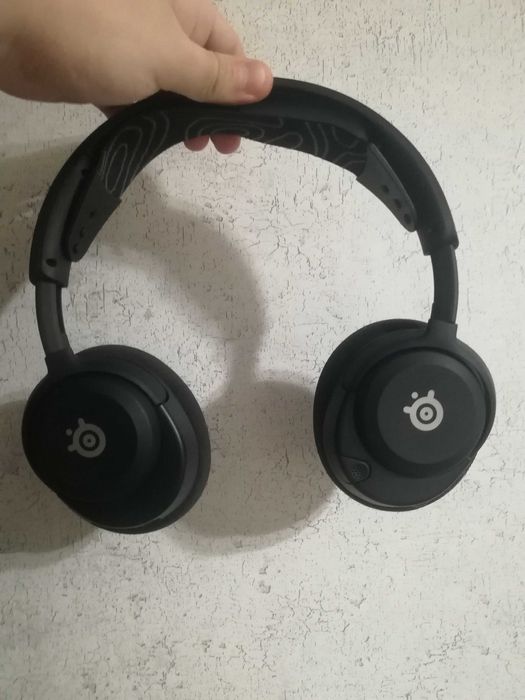 Продам наушники игровые