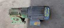 Motor electric trifazat cu reductor, 0.37kW, 70rpm, 380V