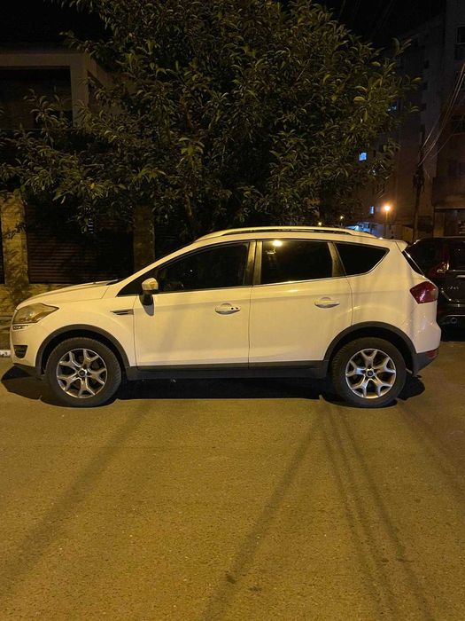 Vand Ford Kuga 163 CP